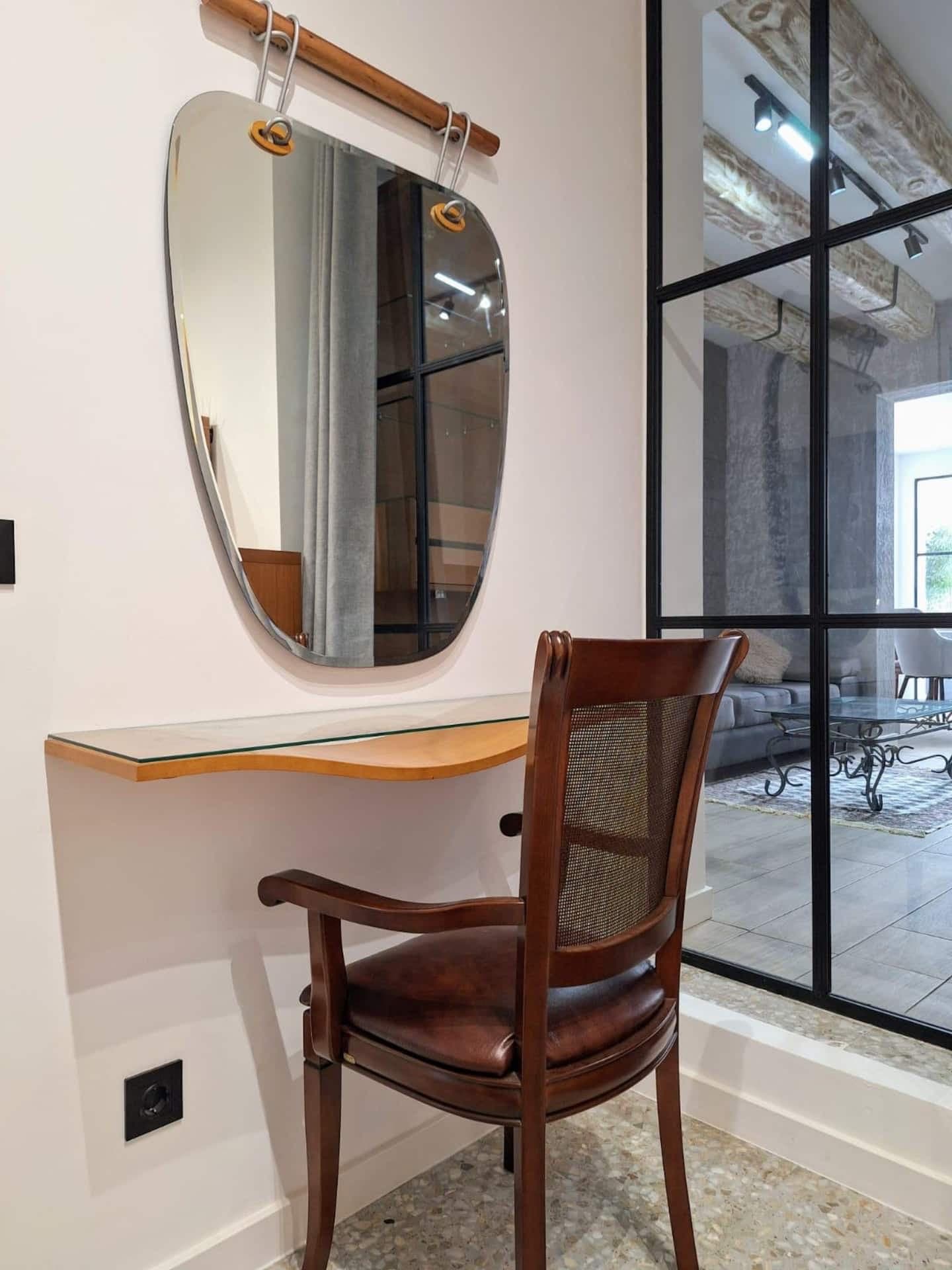 Dressing table with mirror