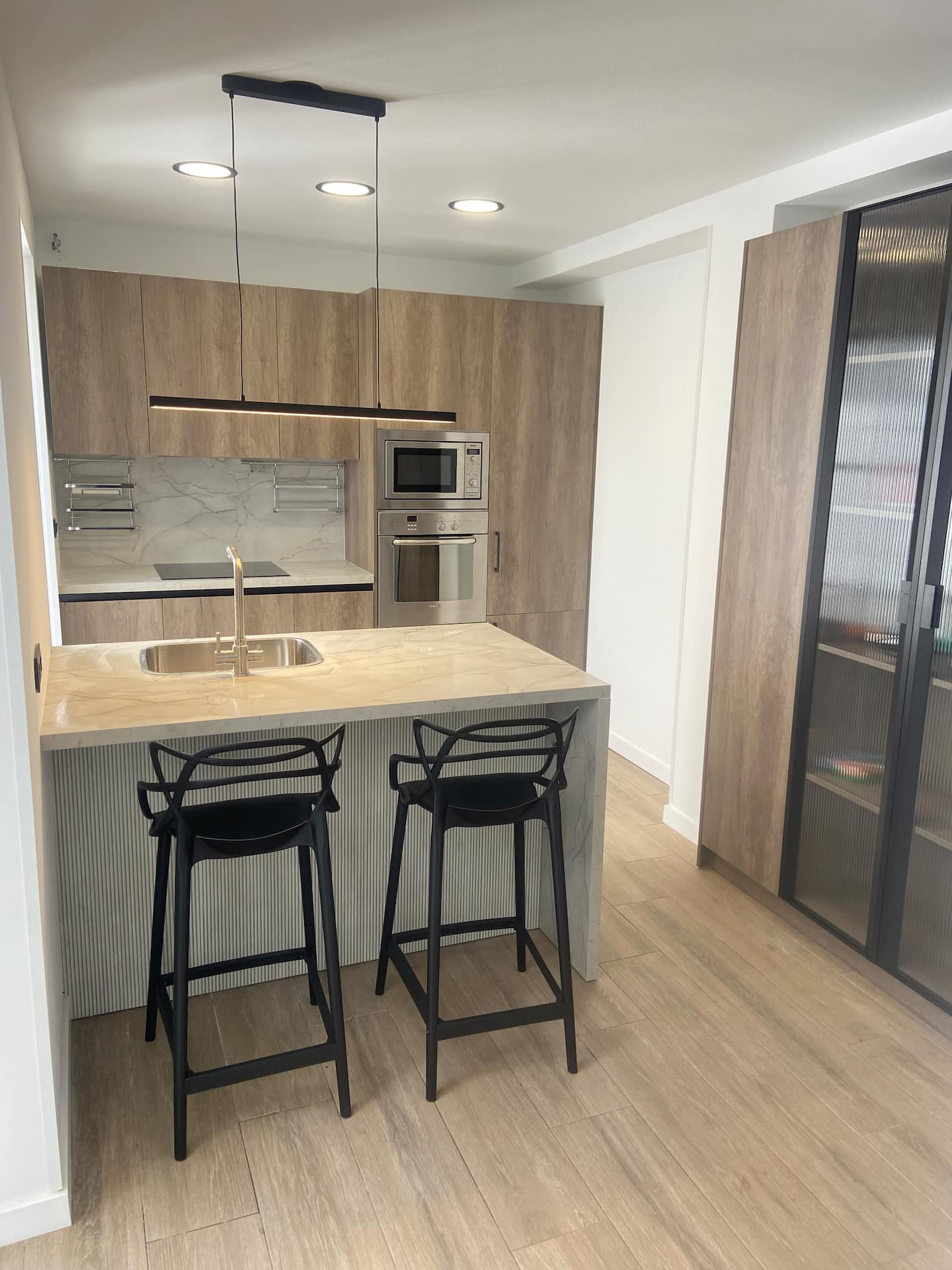 Kitchen with island