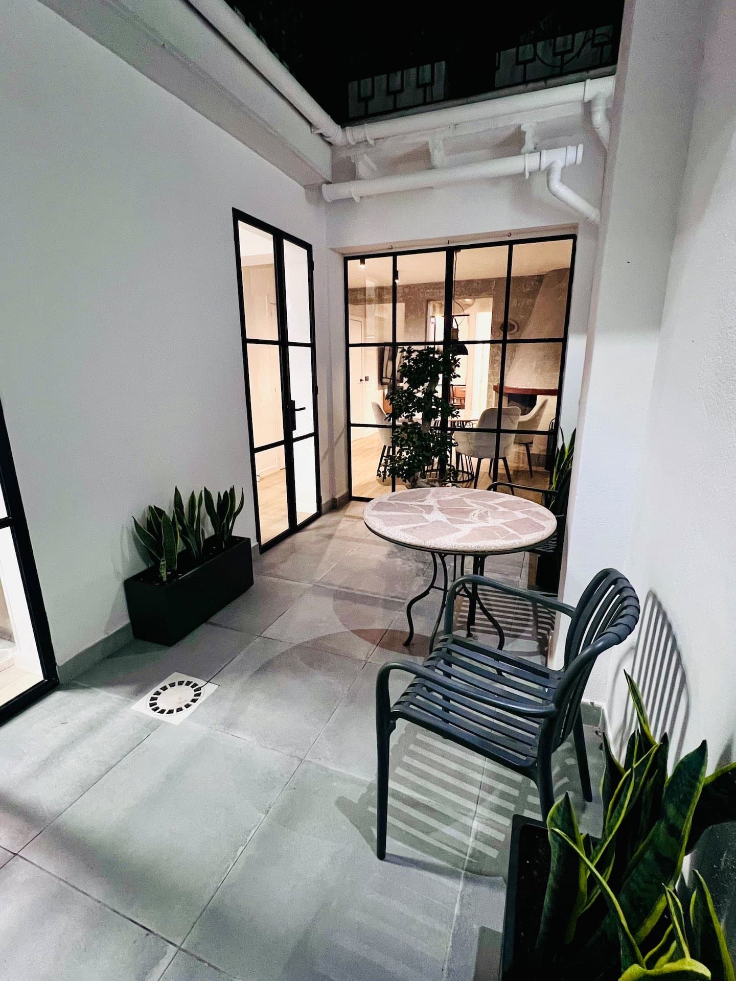 Patio: private inner courtyard
